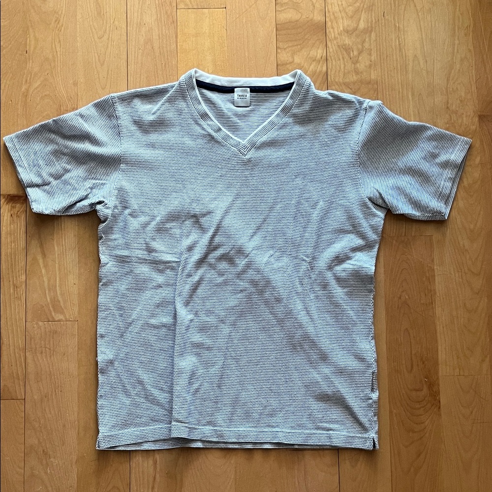 TAKEO KIKUCHI Japanese cotton v-neck tee